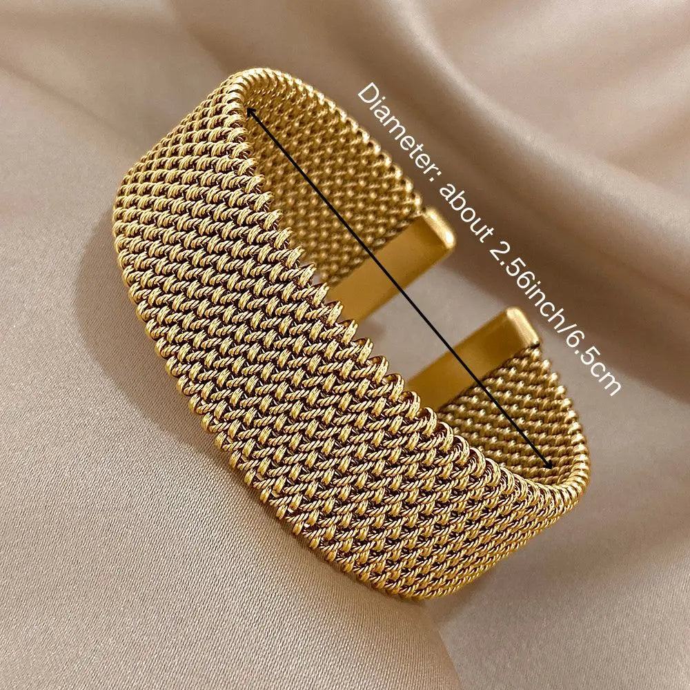 Veyrisse – Vintage Braided Stainless Steel Cuff Bracelet