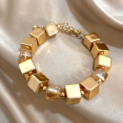 Ravienne – Bold Sculptural Gold Necklace & Bracelet
