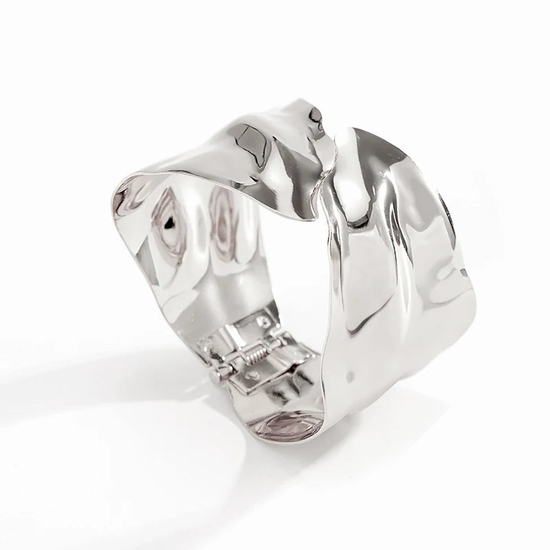 Evangeline Spark – Glossy Gold & Silver Bracelet