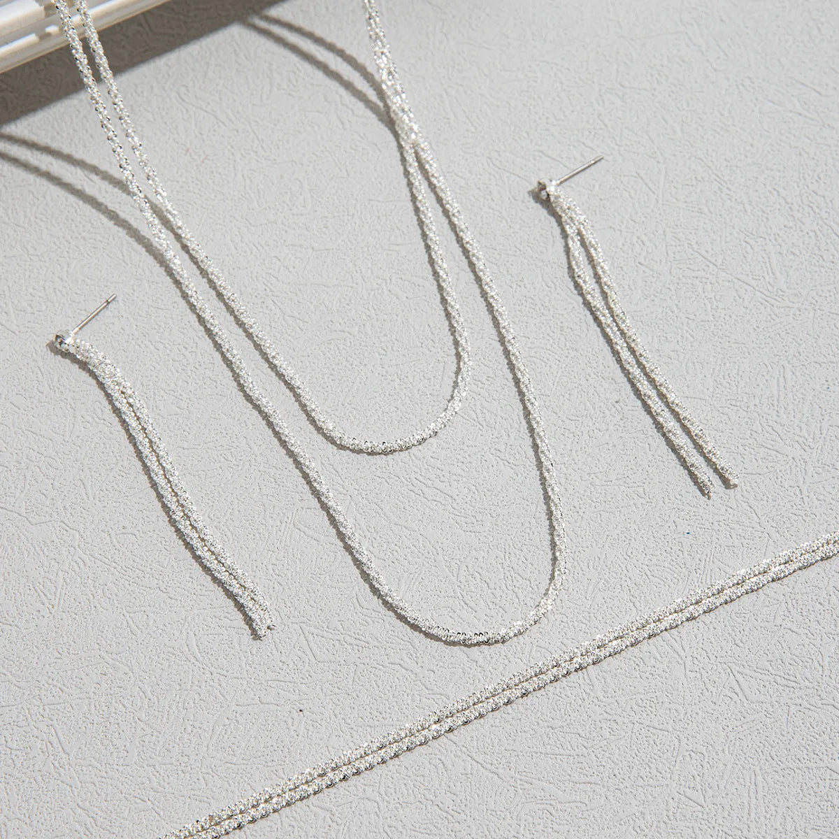 Celeste Shine – Silver Plated Necklace & Bracelet Set