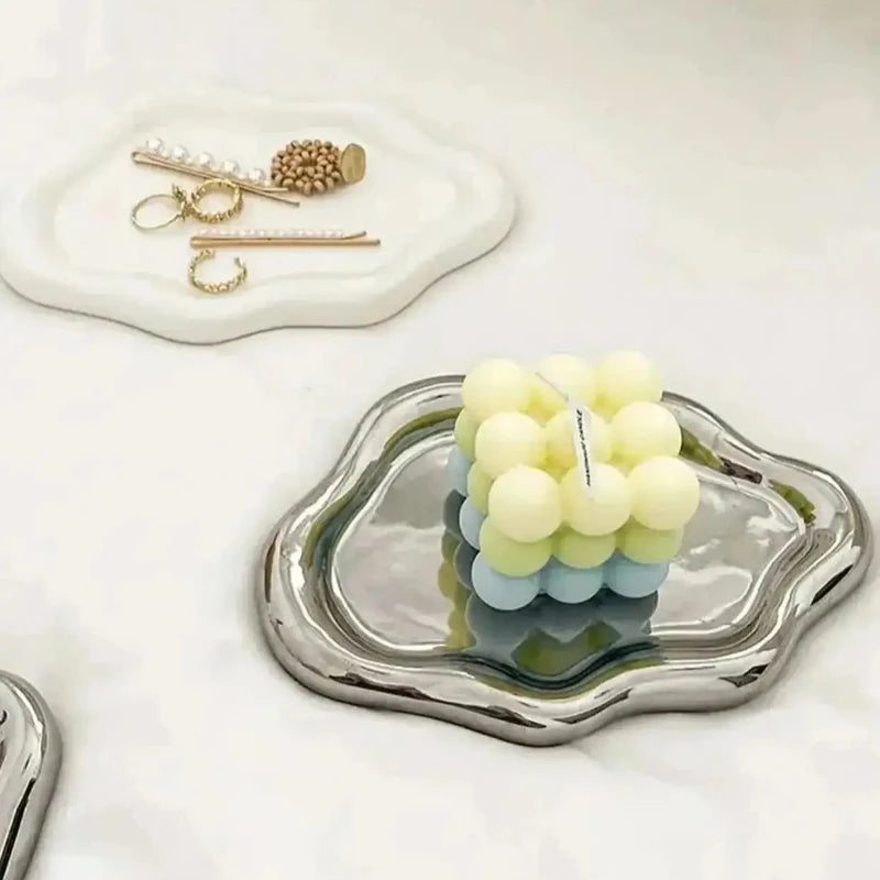 Isolde Cloud – Minimalist Jewelry Storage Tray