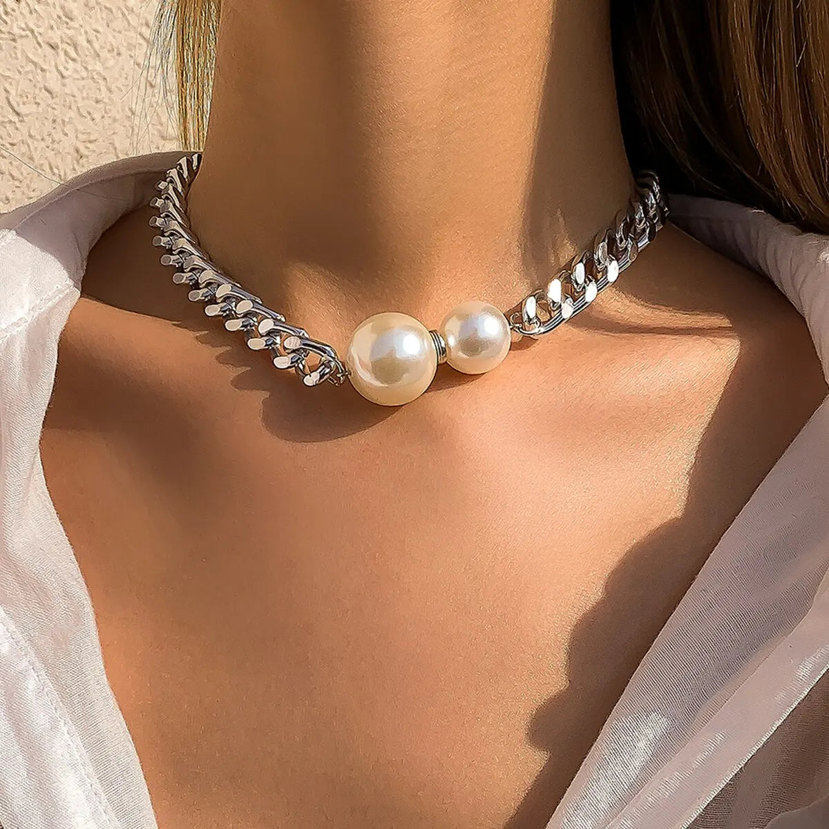 Luna Obsidian – Bold Pearl Pendant Chain Necklace