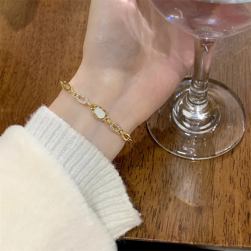 Zavielle – Geometric Gold-Plated Zircon Bracelet