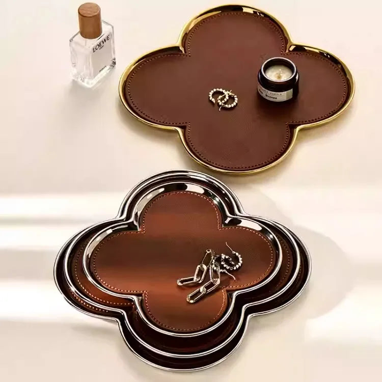 Bianca Aura – Refined Leather & Ceramic Jewelry Display Tray