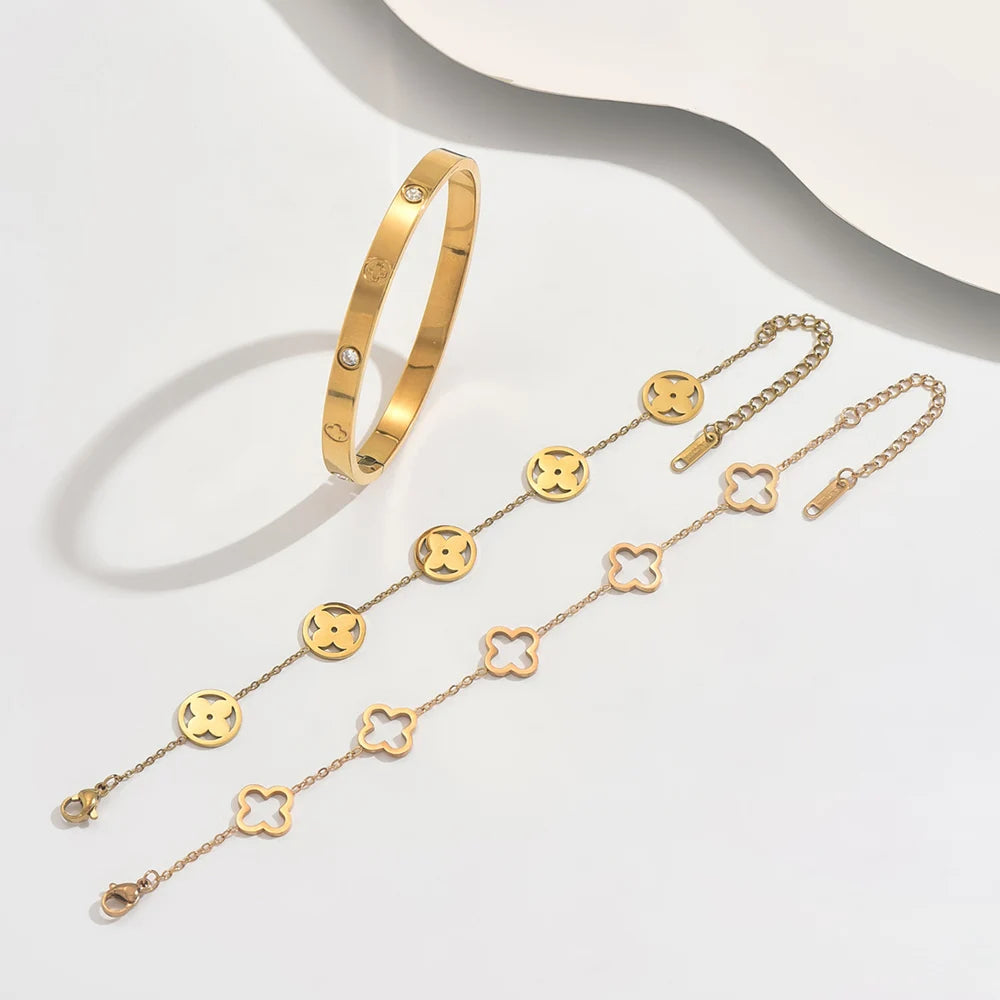 Fortuné Gleam – Vintage Clover Chain Bracelet Trio