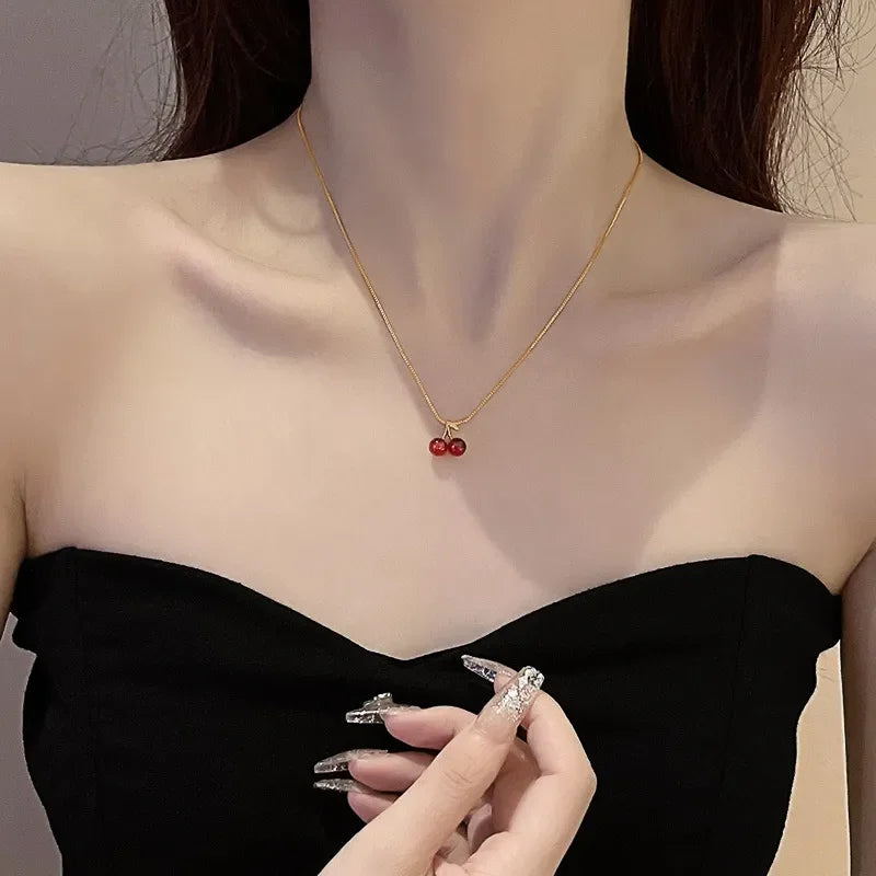 Calista Berry – Cherry Pendant Necklace