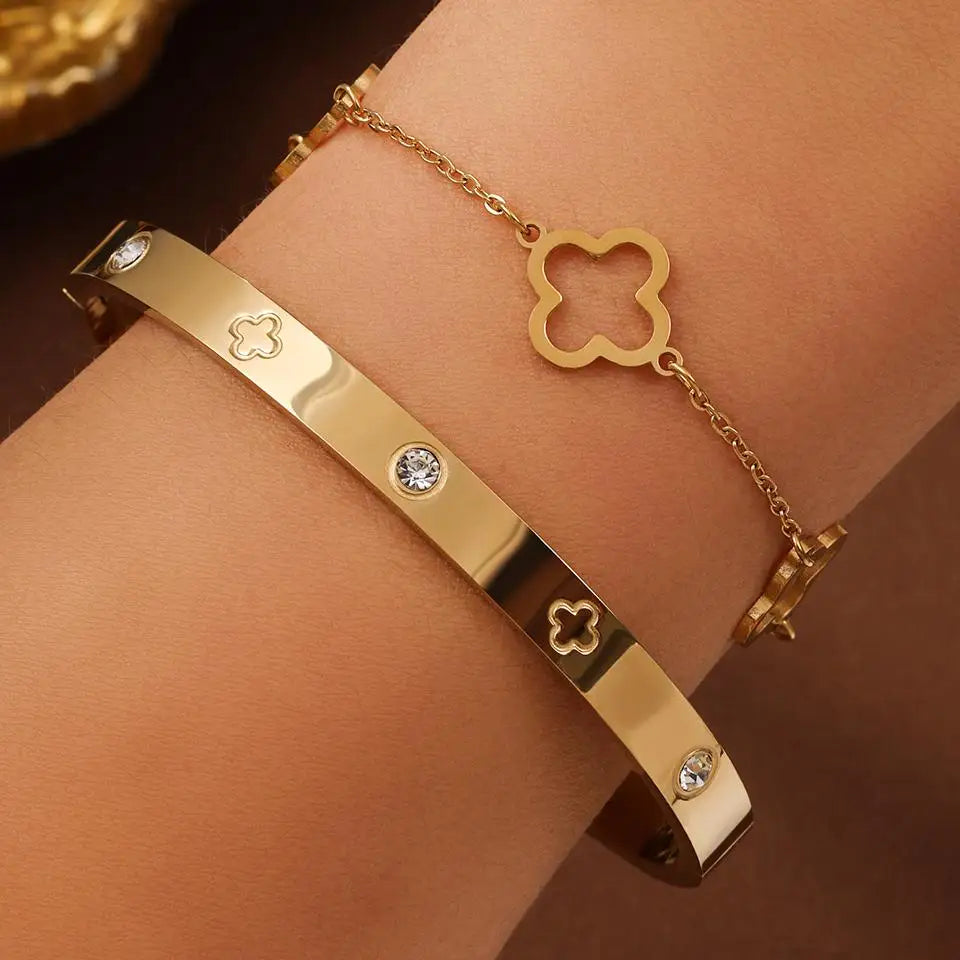 Dionne Luxe – French Lucky Charm Duo